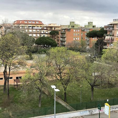 Apartamento Rome On The Beach Lido di Ostia Exterior foto