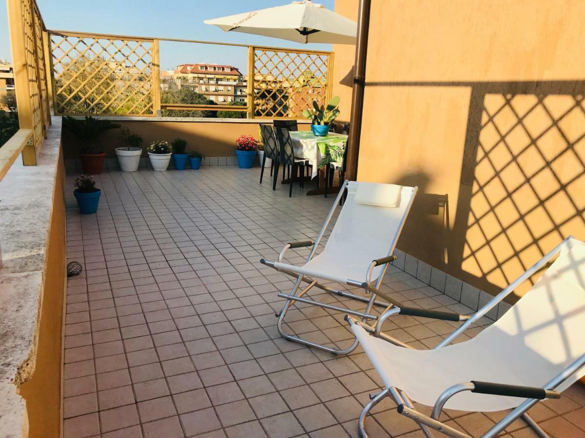 Apartamento Rome On The Beach Lido di Ostia Exterior foto