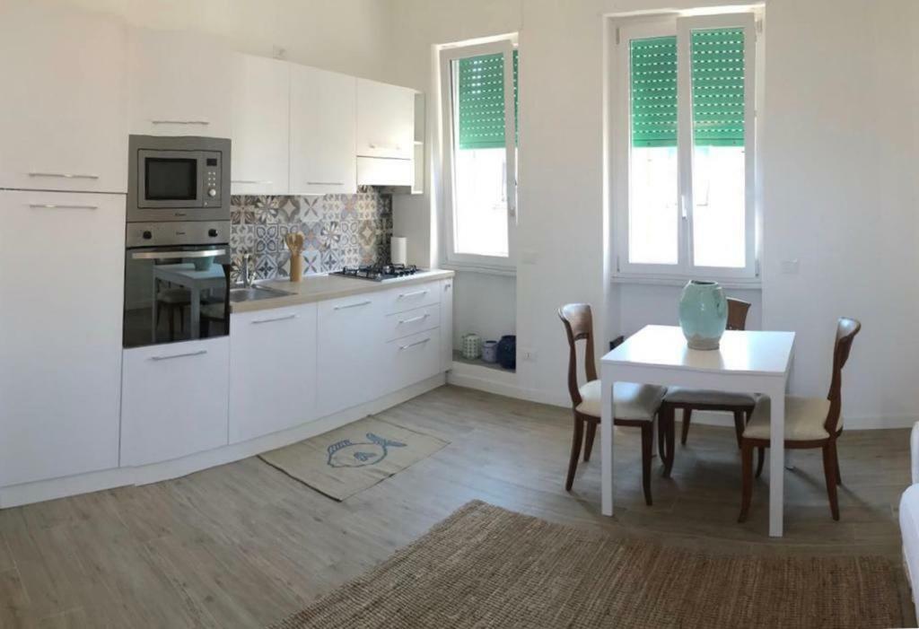 Apartamento Rome On The Beach Lido di Ostia Exterior foto