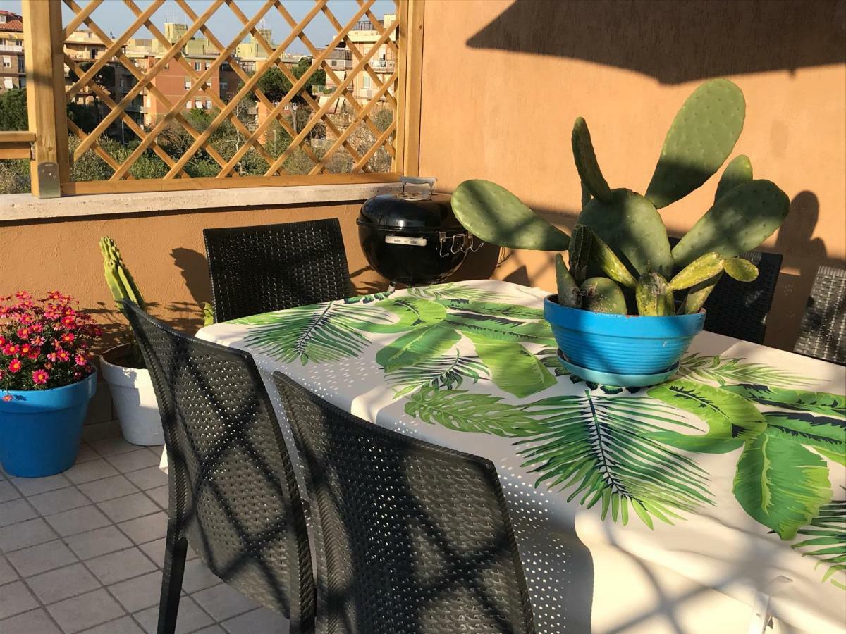 Apartamento Rome On The Beach Lido di Ostia Exterior foto